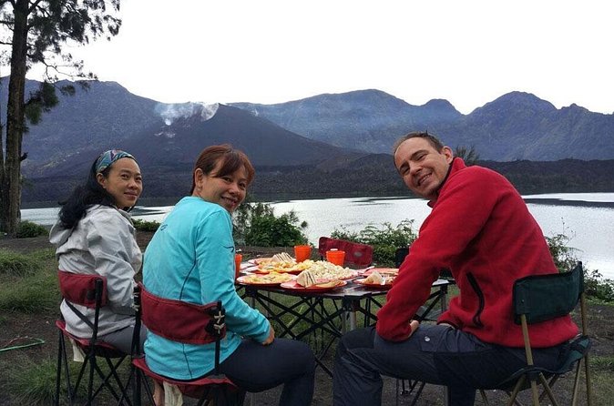 Mt Rinjani Trekking 4 Days and 3 Nights - The Big Schedule: 5:00 am Start and About 5 Days Total