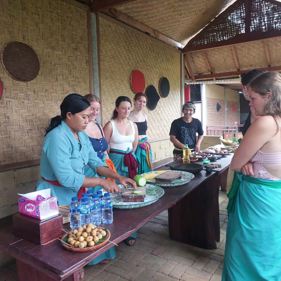 Munduk Balinese Cooking Class lunch/Dinner at a Local Home - Your menu: Nasi Campur and the dishes you cook
