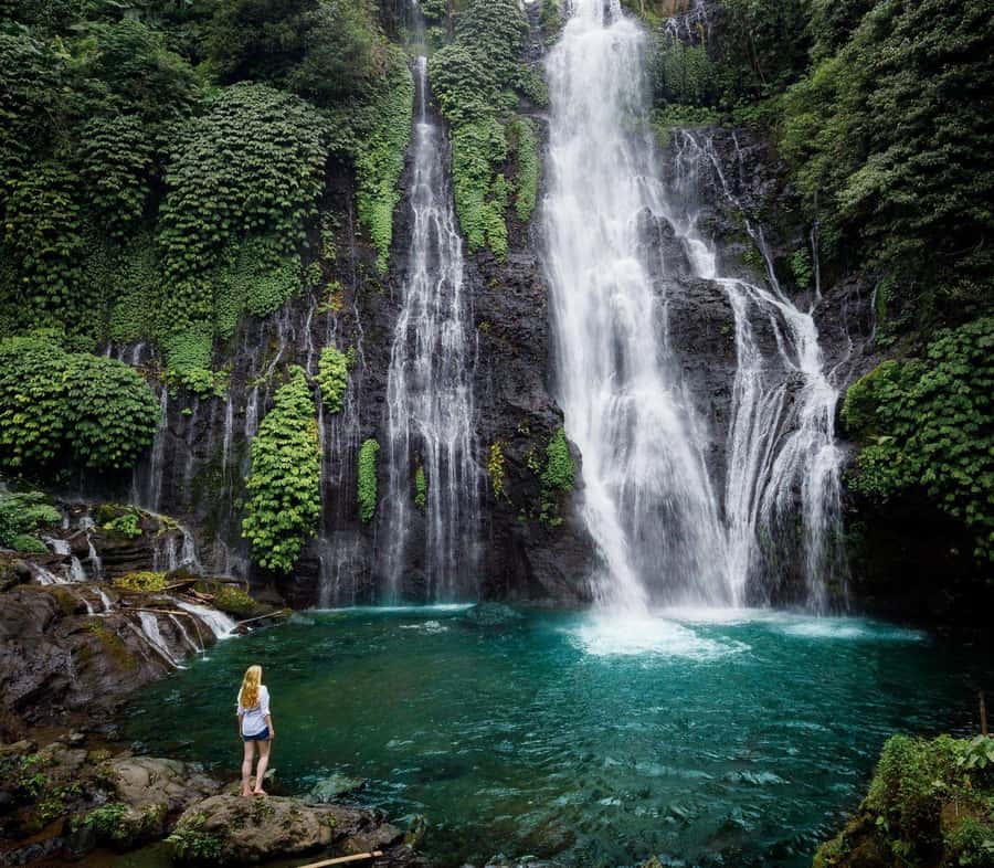 Munduk: Twin Lakes Jungle Hike with Lake Canoe and Waterfall - Key highlights to know before you go