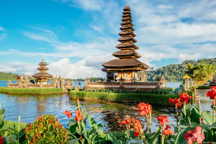 North Bali: Sekumpul Waterfalls and Ulun Danu Temple Tour - Sekumpul Waterfalls, What Makes This One Worth the Effort
