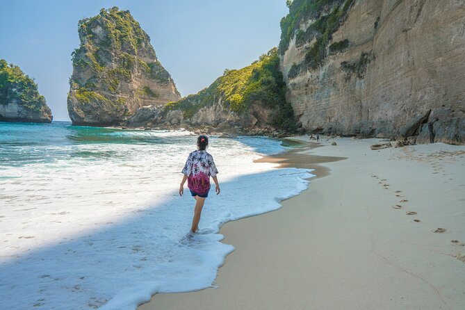 Nusa Penida Beach Day trip by Speedboat - Kelingking Beach viewpoint: the cliff that earns its hype