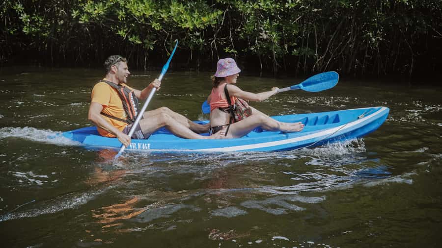 Nusa Penida: Snorkeling 3 Spots with GoPro & Kayak Mangroves - Why this Nusa Penida snorkeling and kayak combo feels like a smart use of time