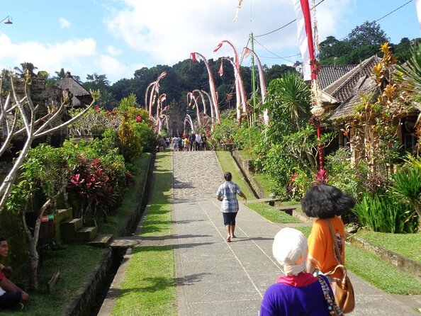 Penglipuran Traditional Village Tour with Swing, Rice Terrace, and Temple - Door-to-door Ubud driving that keeps your day from unraveling
