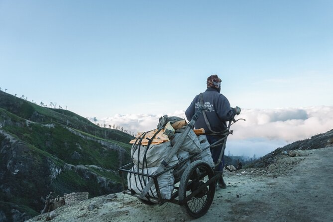 Private 3-Day T.sewu-Bromo-Ijen and hot spring - Bali - Fitness level and pacing: who will love it, who should pause