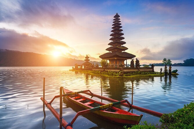 Private 3-day Tour Package: Bali's Top Sights - Day 1: Batuan Temple, Tegenungan Waterfall, Tirta Empul, and Ubud