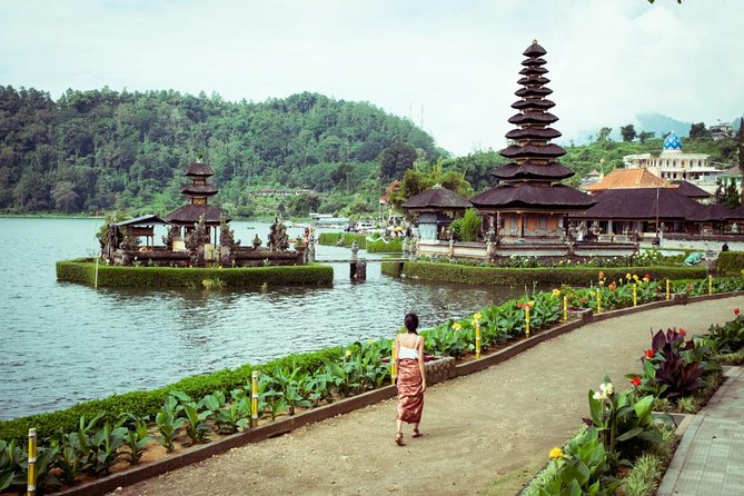 Private Bali Tour: The Most Scenic Places - Luhur Batukaru Temple: Mount Batukaru foothills and an 11th-century site