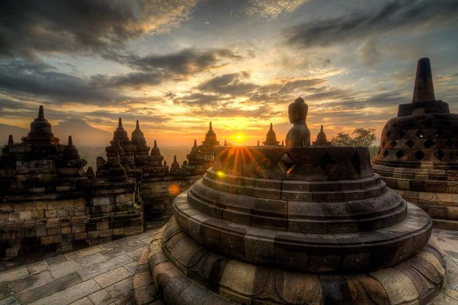Private Borobudur Heritage Tour - Merapi Jeep & Prambanan Temple - Sunrise choices: inside Borobudur versus the viewpoints with Merapi views