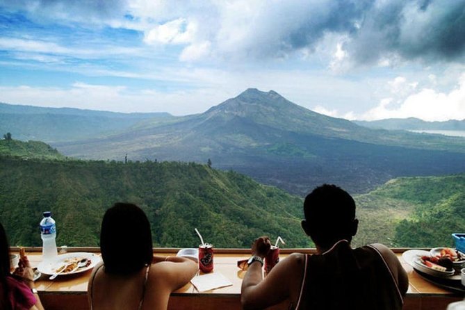 Private Car Charter - Explore Best of Bali - Batuan village start: Traditional Balinese house and Batuan Temple