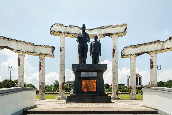 Private Day Tour Surabaya Historiculture - Key highlights at a glance