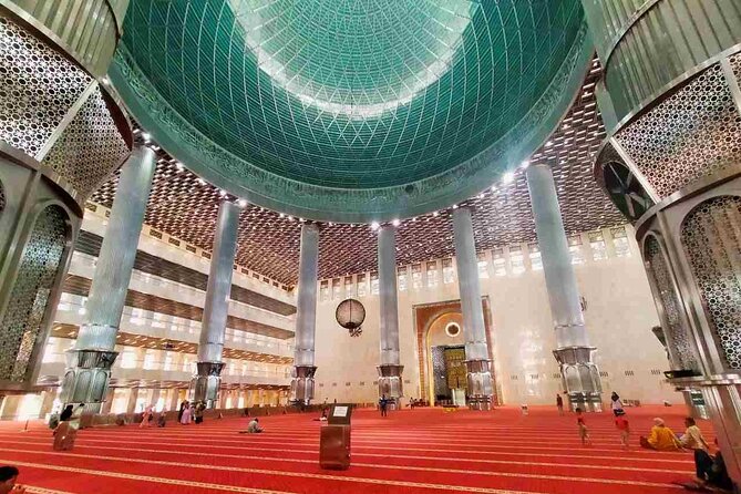 Private Full-Day Guided Tour: Explore Jakarta’s Top Highlights - Why This Jakarta Route Works Better Than DIY Sightseeing