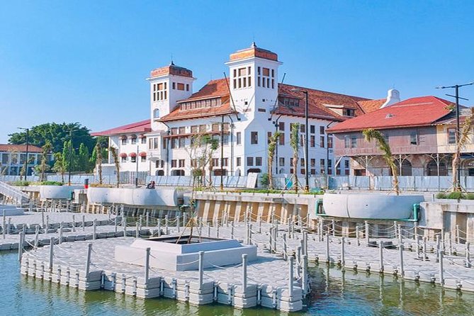 Private Full-Day Guided Tour: Explore Jakarta’s Top Highlights - Sunda Kelapa, a Working Port, and the End of the Day’s Best Visual Payoff