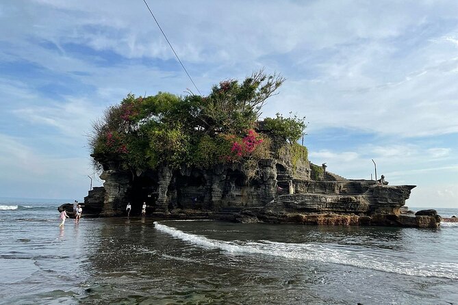 Private Full-Day Tour in Bali & FREE WIFI - Guide energy: why names like Agus and Putu come up often