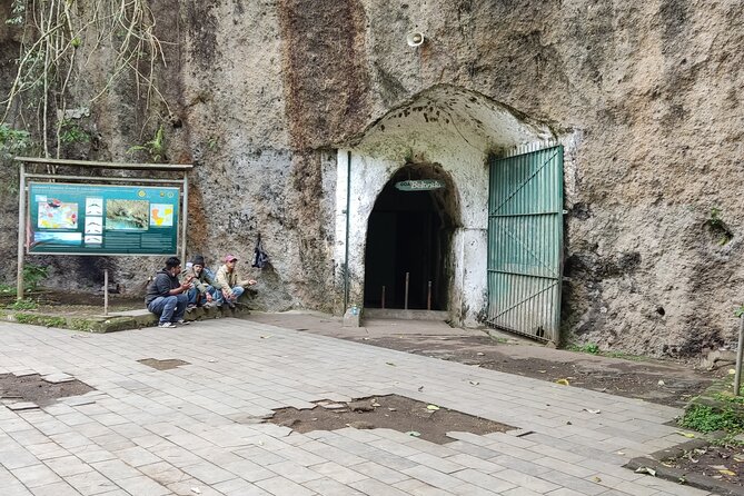 Private Guided to The White Crater & Surrounding Areas Tour - Price and value: why $45 can feel fair, even with extra tickets