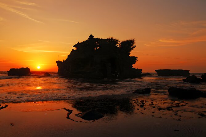 Private Half-Day Tour: Tanah Lot Sunset Trip Packages - Stop 2: Alas Kedaton Monkey Forest and How to Stay in Control