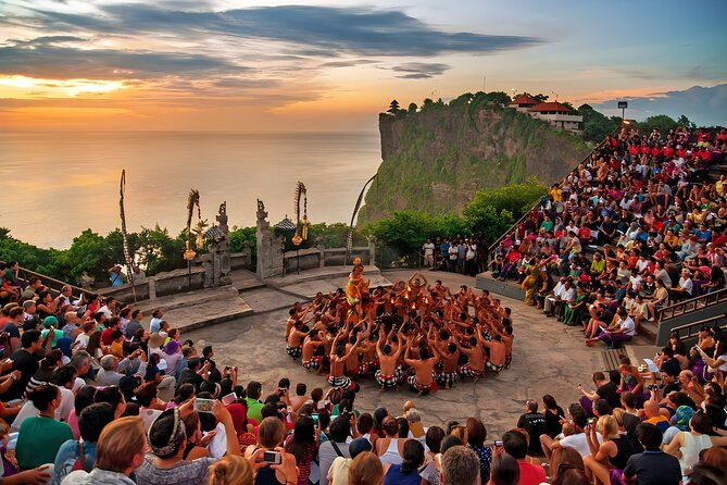 Private Half-Day Tour: Uluwatu Sunset Trip and Dinner Packages - Stop 1: Entering Uluwatu Temple for Sunset Views