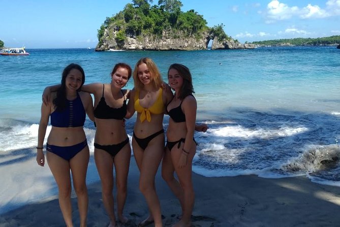 Private Instagramable West Nusa Penida Tour - Crystal Bay: calm water time for snorkeling-style relaxation (without gear)