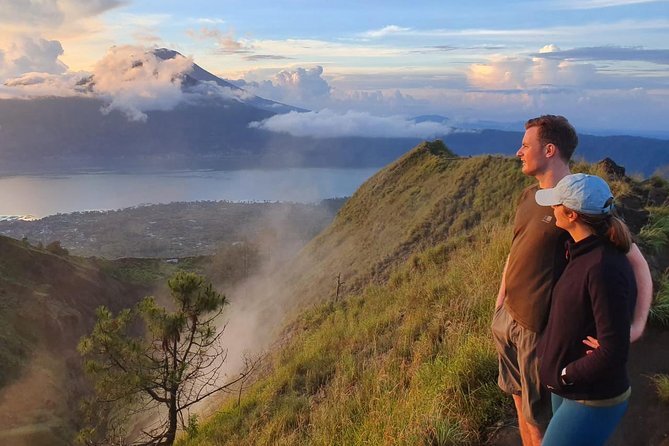 Private Tour Mount Batur Sunrise Trekking and Natural Hot Spring - The early pickup plan, and how to handle the 1:00 am start