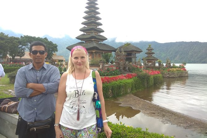 Private Tour Sekumpul Waterfall Combination Beratan Temple & Twin Lakes - Sekumpul Waterfall: the walk is the experience