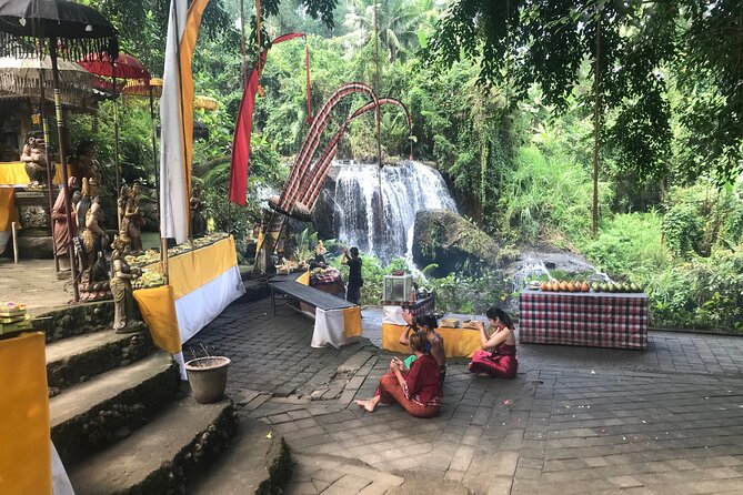 Purification Holy Bath at Beji Gria Waterfall - Getting there from Ubud: pickup timing and the 5-hour total day