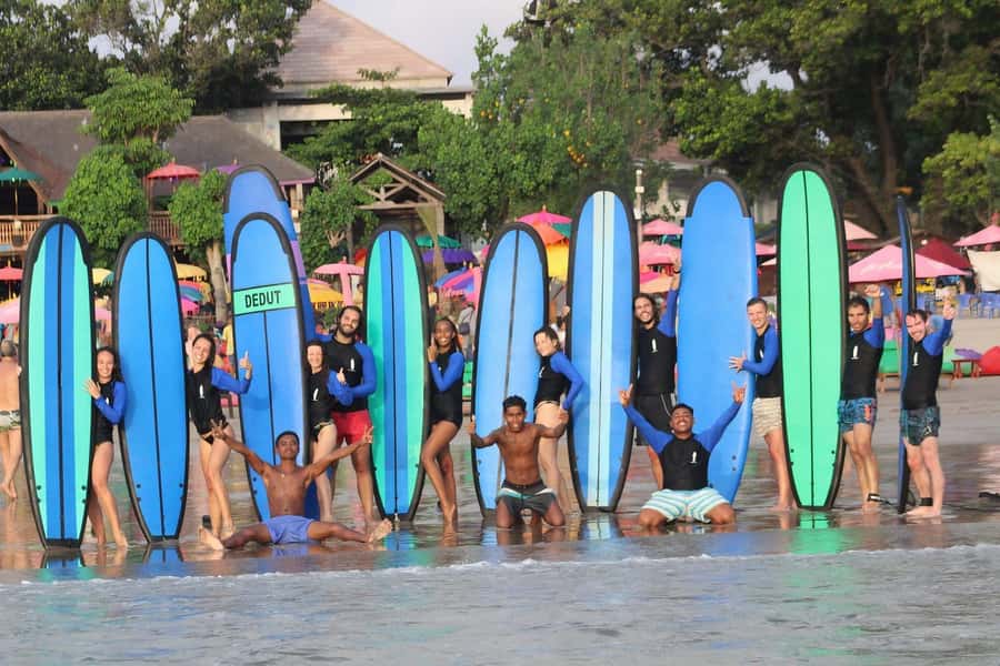 Seminyak: 2-Hour Surf Lesson in Seminyak for All Levels - The Second Hour in the Water: From Standing Up to Surfing With Feedback