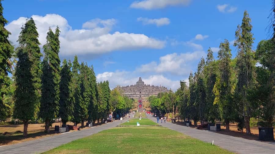 Setumbu Sunrise Borobudur, and Prambanan, with lunch option - Smooth pickup and transfers: how this day stays organized