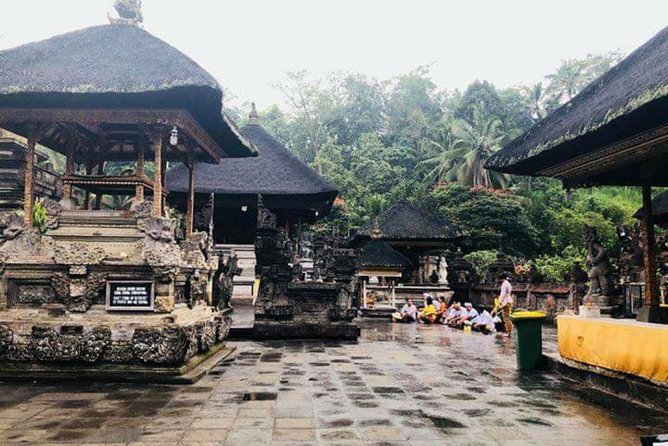 Skip the Line Tirta Empul Temple Entrance Ticket All Inclusive - The Tirta Empul route: from first gate to the main mandala area