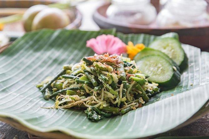 Small-Group Farm Tour & Balinese Cooking Class in Ubud with Kadek - A 5-hour farm walk that starts your dinner on Ubud time