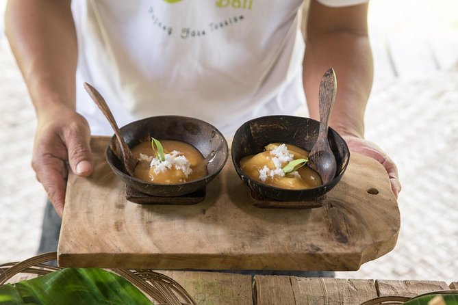 Small-Group Farm Tour & Balinese Cooking Class in Ubud with Kadek - Transfers in Ubud: how $49 turns into a real deal