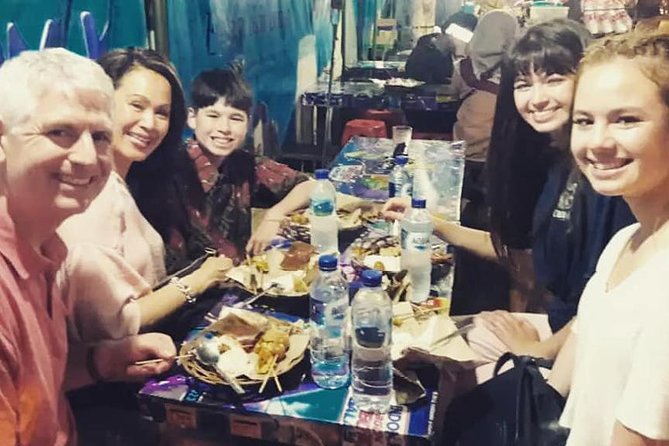 Small-Group Walking and Food Tour by Night in Yogyakarta - Guides like Kalika, Jasmine, and Anisa make the difference