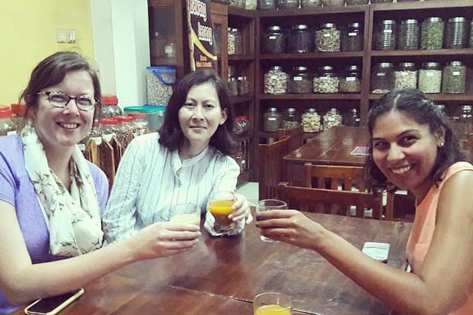 Small-Group Walking and Food Tour by Night in Yogyakarta - Jalan Malioboro stops 2 to 4: coffee, snacks, and a guided rhythm
