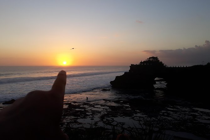 Sunset at Tanah Lot Temple and Spa Tour - Stop 1: Tanah Lot Temple, tides, crowds, and the photo you came for