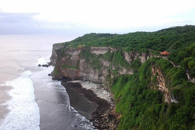 Sunset at Uluwatu Temple and Spa Tour - Uluwatu Temple: Cliffs at Dusk, Plus the Stories You’ll Hear