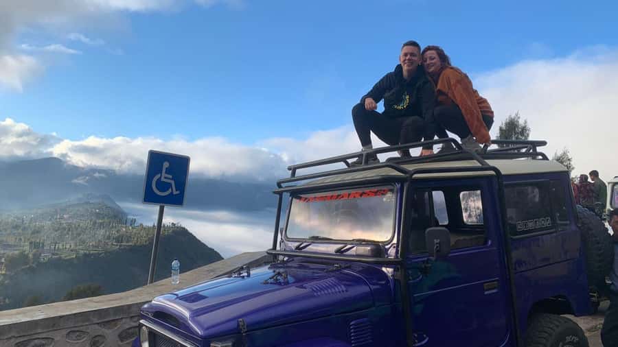 Surabaya: Bromo Sunrise & Madakaripura Falls Full-Day Tour - King Kong Hill or Penanjakan: sunrise viewpoint planning that pays off