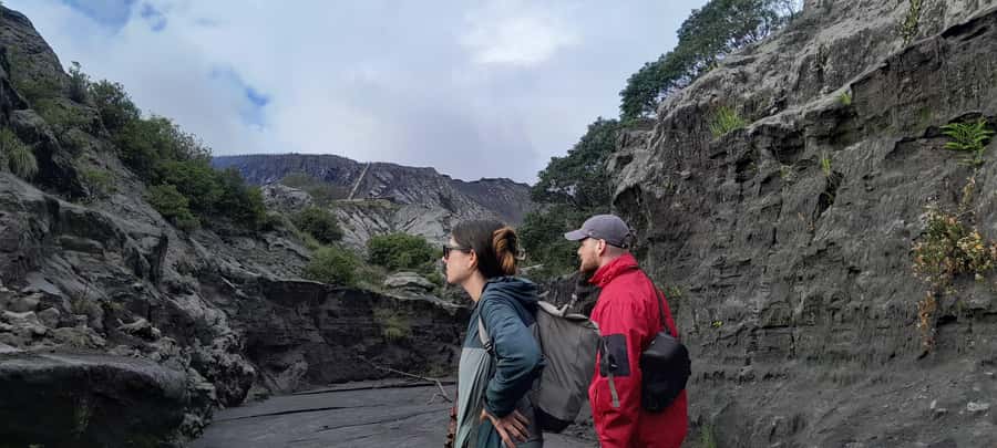 Surabaya or Malang: Mount Bromo Sunrise Share Guided Tour - Widodaren Valley, the dinosaur valley stop, and why it’s not filler