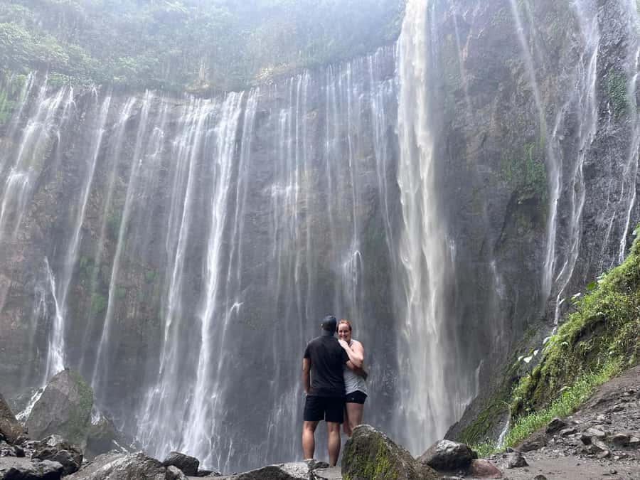 Surabaya or Malang Tumpak Sewu Bromo 2D1N Shared Guided Tour - A fast, guide-led circuit for Tumpak Sewu and Bromo sunrise