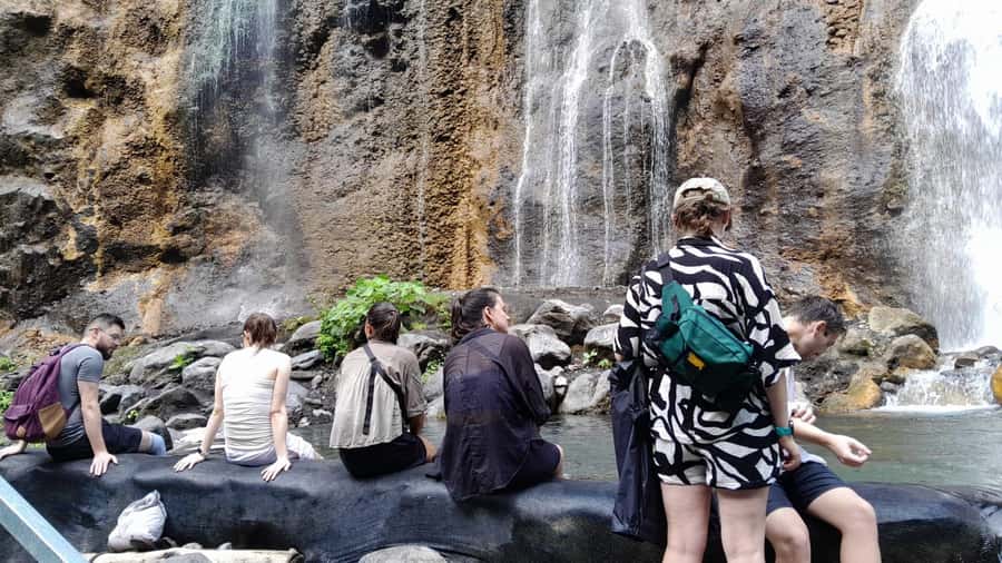 Surabaya or Malang: Tumpak Sewu Waterfall Share Guided Tour - From entry areas to the first big views at the panorama stop