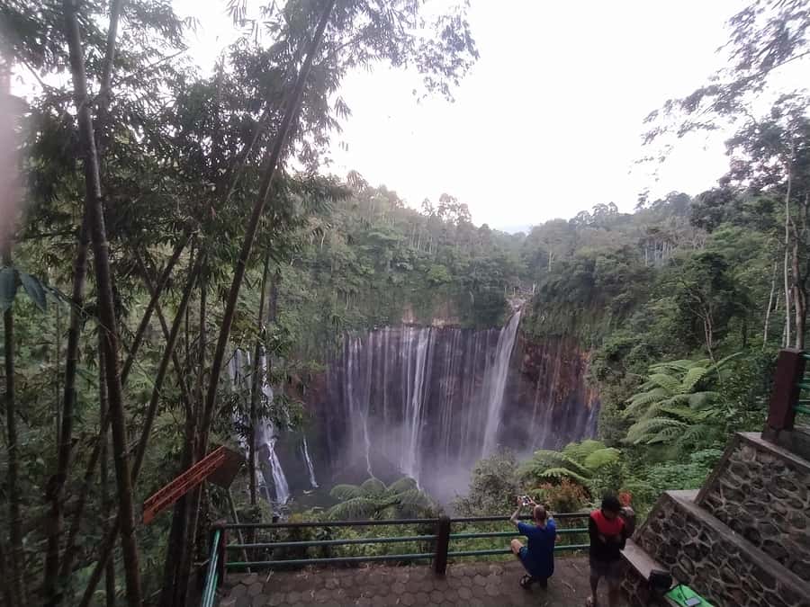 Surabaya or Malang: Tumpak Sewu Waterfall Share Guided Tour - Surabaya or Malang: how the pickup plan protects your day