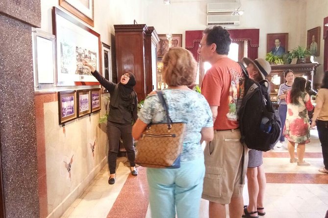 Surabaya Private Tour - Pickup in Surabaya, timing for cruises, and how the day is usually paced
