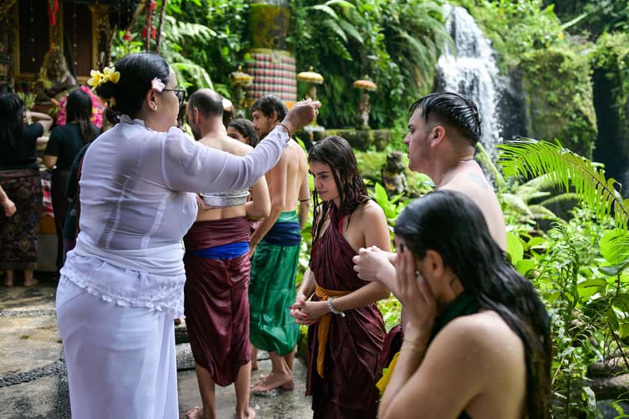Taman Beji Griya Waterfall: Holy Bathing/Soul Retreat Ritual - Why This Waterfall Ceremony Feels Like More Than Sightseeing
