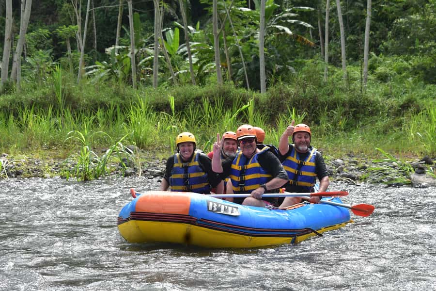 Telaga Waja: White Water Rafting with Lunch - Wet clothing, cold showers, and what to pack