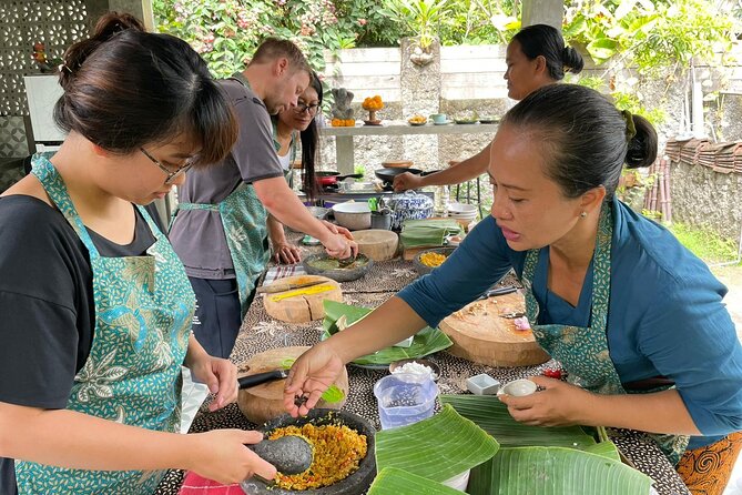 Traditional Tempeh Making & Cooking Balinese Cuisine - Tempeh Making in Seminyak: Why This Class Feels Like a Real Home Experience