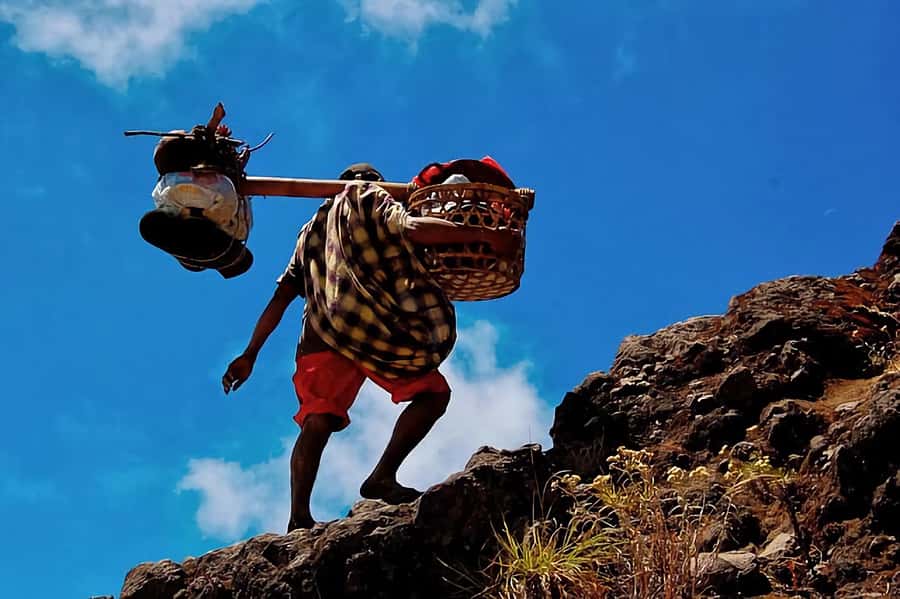 trekking mount rinjani summit join in group tour - Logistics, timing, and what you should plan for after the hike