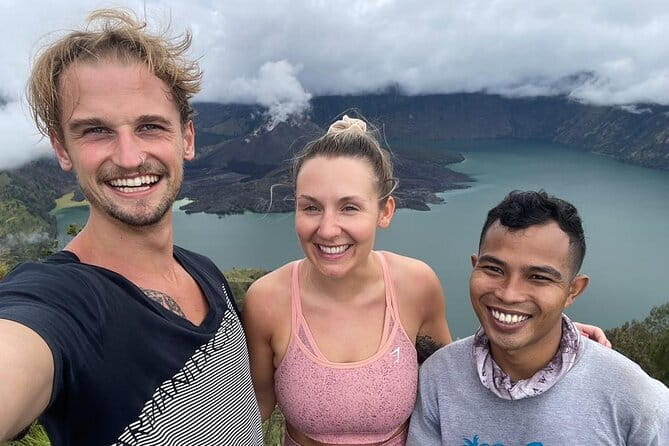 Trekking Mt. Rinjani 2D1N Via Sembalun - Crater Rim - Summit - Guide, porter, and the small details that affect comfort