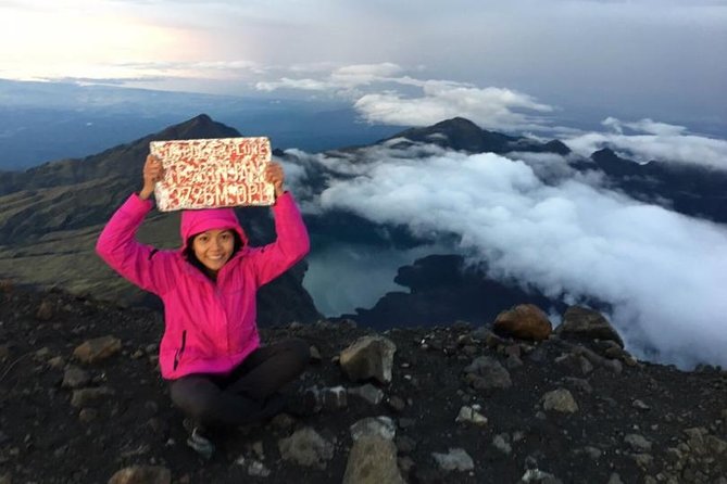 Trekking Rinjani Mountain Summit 2 Days 1 Night - Em Adventure - Overnight camp: what the included setup gets right