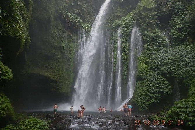 Trekking Rinjani Volcano To Crater Rim Senaru 2D-1N Private - Syam Trekker - Night on the rim: camping gear that actually helps
