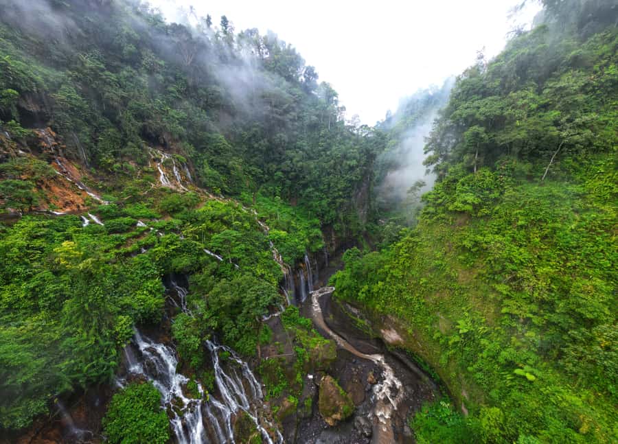 Tumpak Sewu: 1 Day Private Trip from Malang or Surabaya - Telaga Biru: The Pond Stop That Makes the Hike Feel Fair