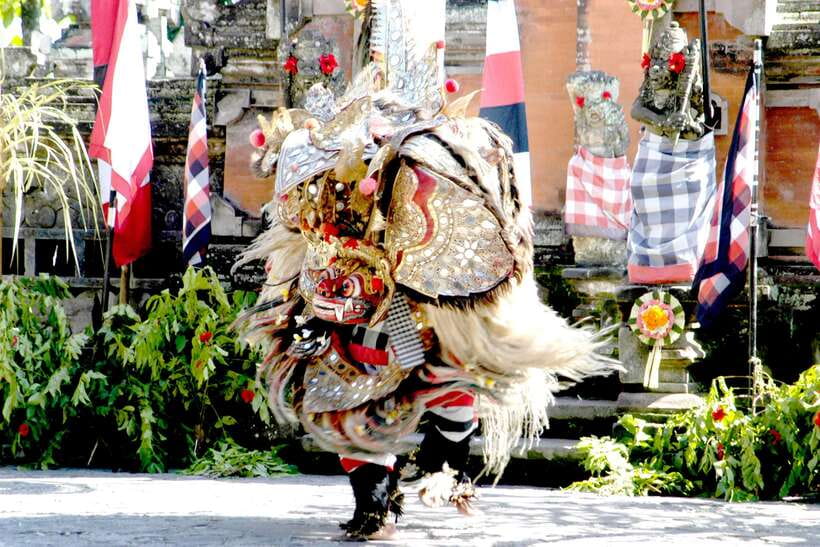 Ubud: Barong Dance and Keris Cultural Dance Show Tickets - Costumes, Masks, and the Physical Skill You Should Watch For