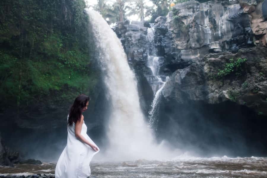 Ubud & Canggu: Rice Terrace, Waterfall & Black Sand Beach - Tegenungan Waterfall: up close jungle views and muddy reality
