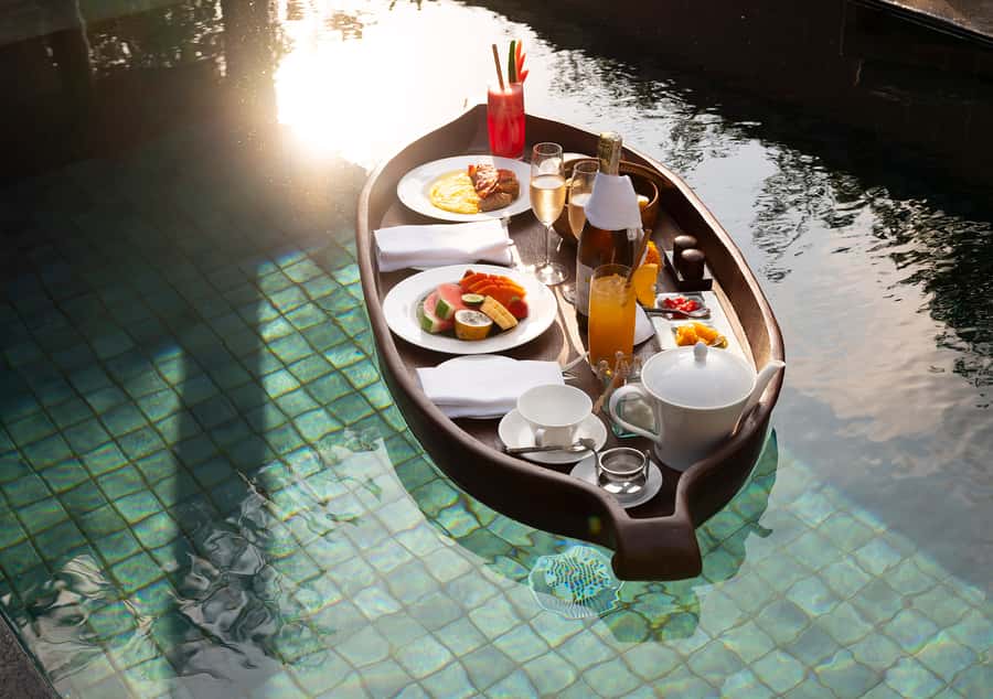 Ubud: Floating Breakfast and Hot Air Balloon Experience - Why Ubud’s hot air balloon and floating breakfast feels like a real treat