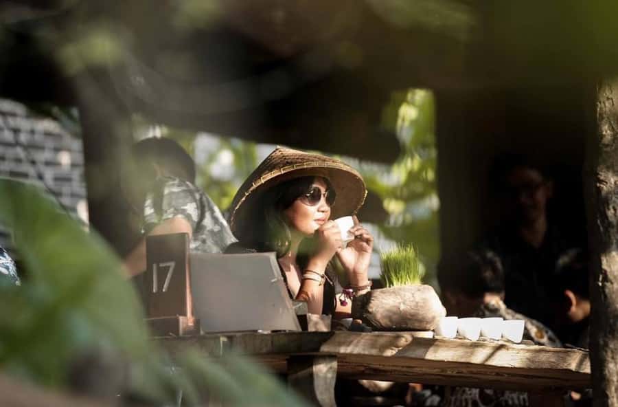 Ubud: Floating Breakfast, Jungle Swing & Spa Romantic Tour - The Nature Walk and Tegallalang Irrigation Story: More Than Just Photos